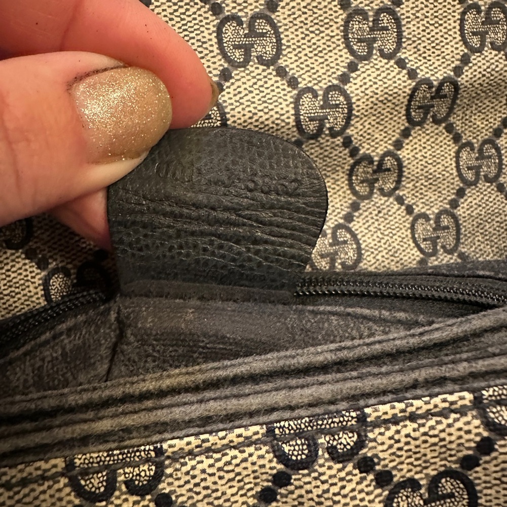 Gucci Navy GG Pattern Shoulder Bag - Picture 6 of 10